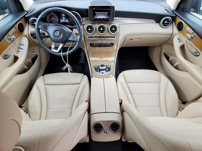 2018 MERCEDES-BENZ GLC 300  