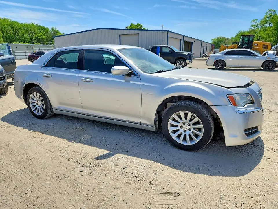 2012 CHRYSLER 300   