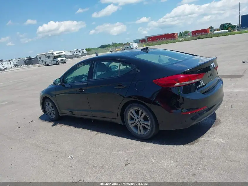 2017 HYUNDAI ELANTRA SE