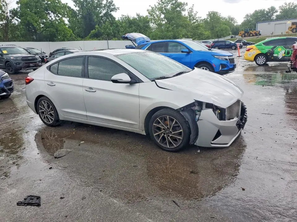 2019 HYUNDAI ELANTRA LIMITED  