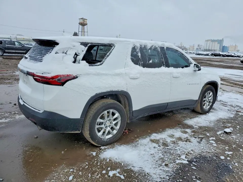 2023 CHEVROLET TRAVERSE LS  
