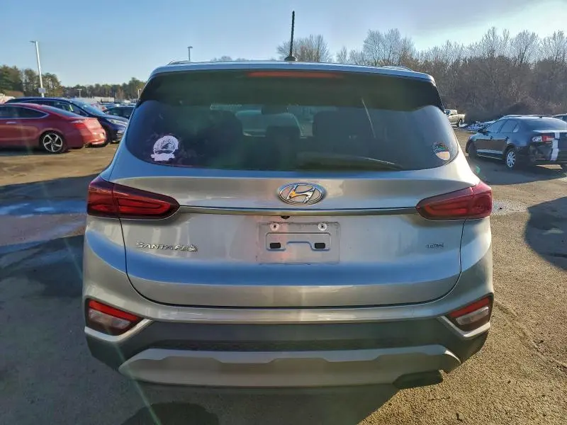 2020 HYUNDAI SANTA FE SE  