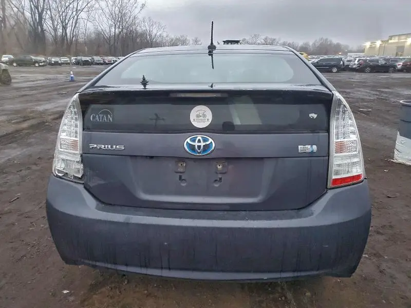 2010 TOYOTA PRIUS   