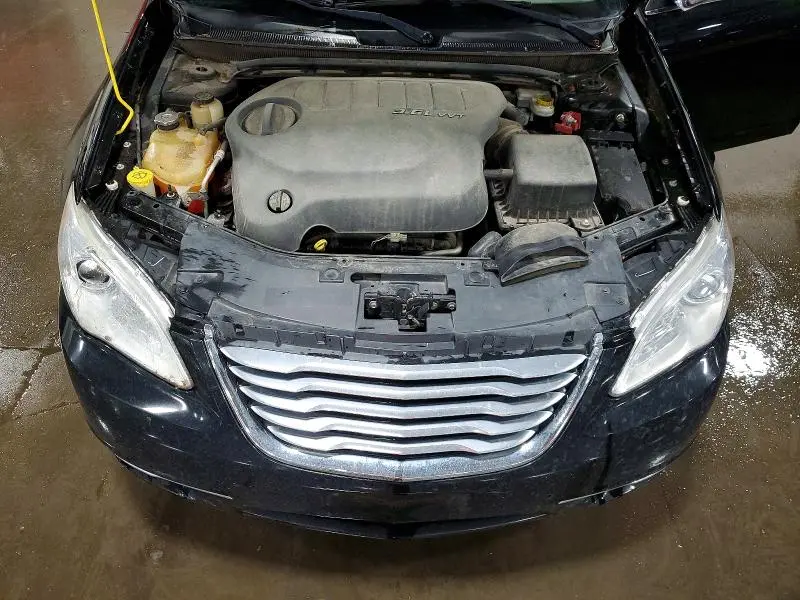 2011 CHRYSLER 200 LIMITED  