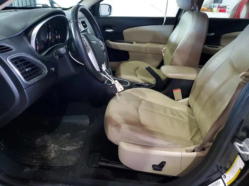 2011 CHRYSLER 200 LIMITED  