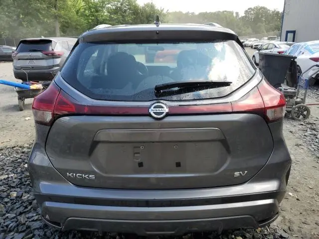 2021 NISSAN KICKS SV  