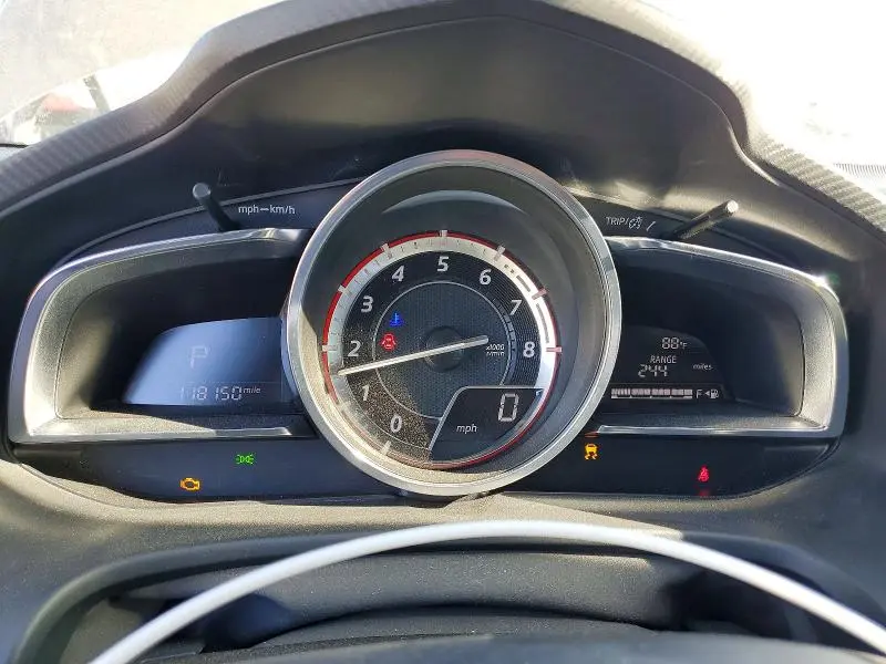 2015 MAZDA 3 TOURING  