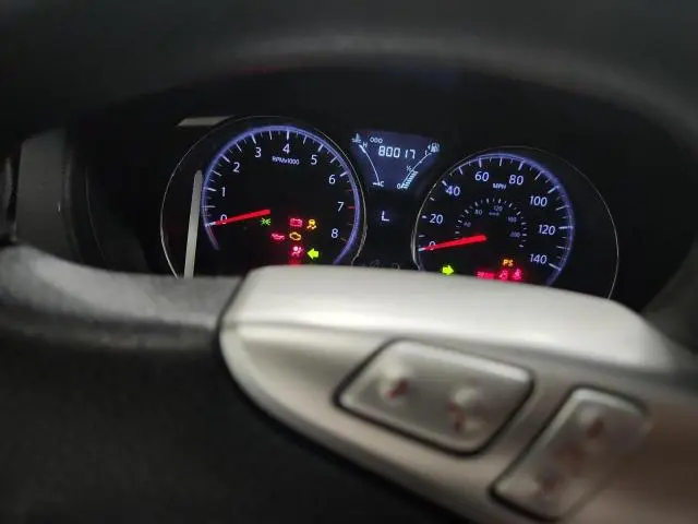 2018 NISSAN VERSA S  