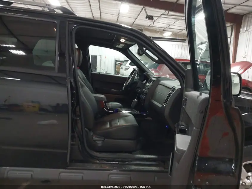 2012 FORD ESCAPE LIMITED