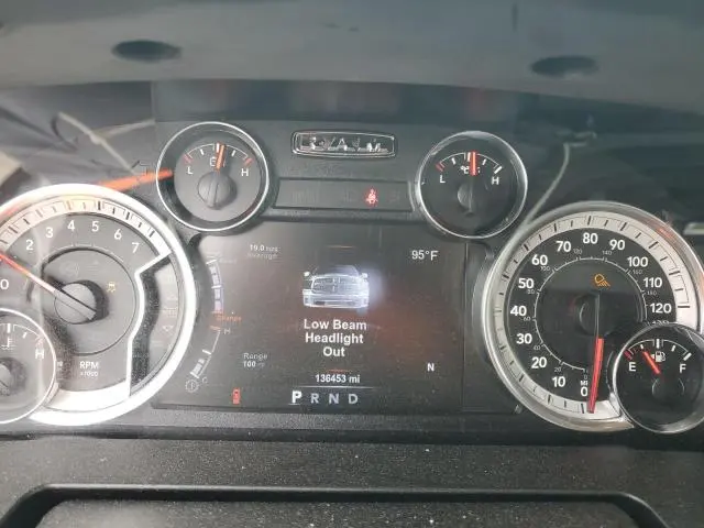 2018 RAM 1500 SLT  