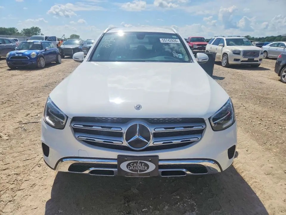 2020 MERCEDES-BENZ GLC 300  