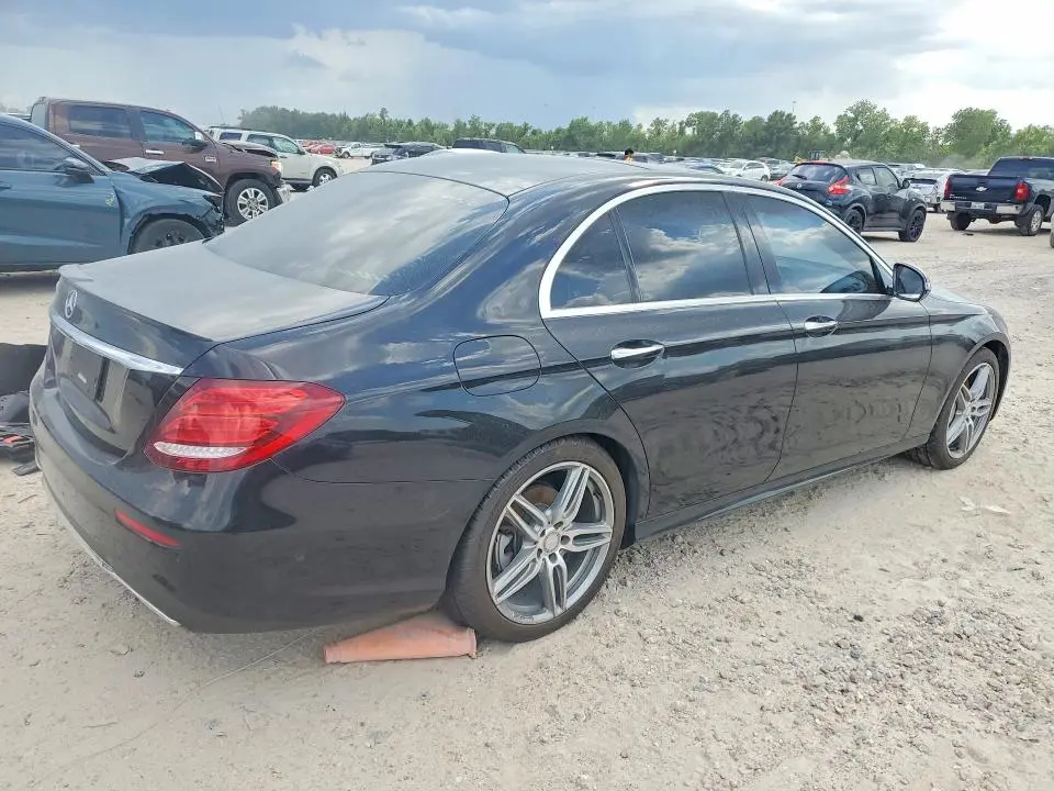 2017 MERCEDES-BENZ E 300  
