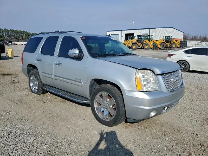 2011 GMC YUKON SLT  