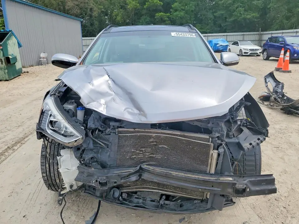 2016 HYUNDAI SANTA FE SE  