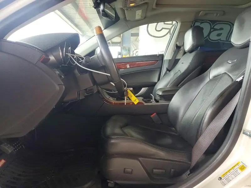 2010 CADILLAC CTS LUXURY COLLECTION  