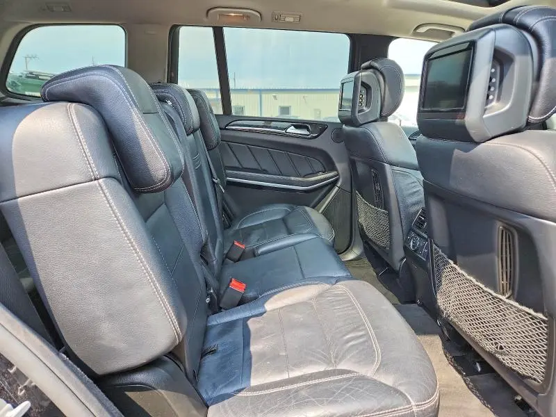 2015 MERCEDES-BENZ GL 550 4MATIC  