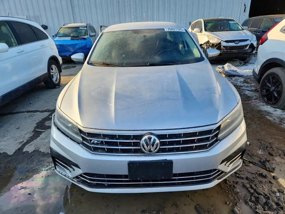 2018 VOLKSWAGEN PASSAT S  