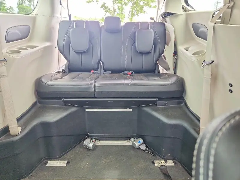 2023 CHRYSLER PACIFICA TOURING L  