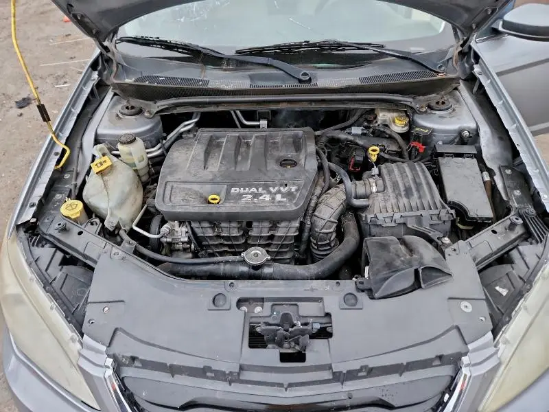 2013 CHRYSLER 200 LX  