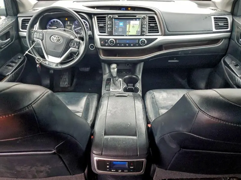 2014 TOYOTA HIGHLANDER XLE  