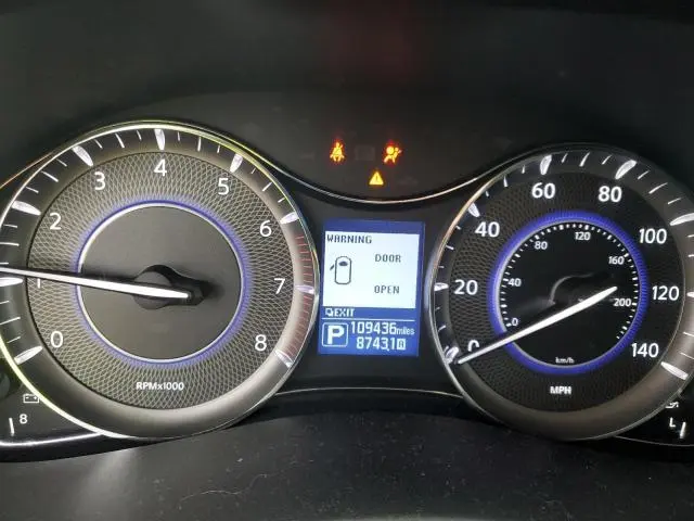 2019 INFINITI QX80 LUXE  