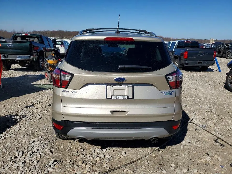 2017 FORD ESCAPE TITANIUM  