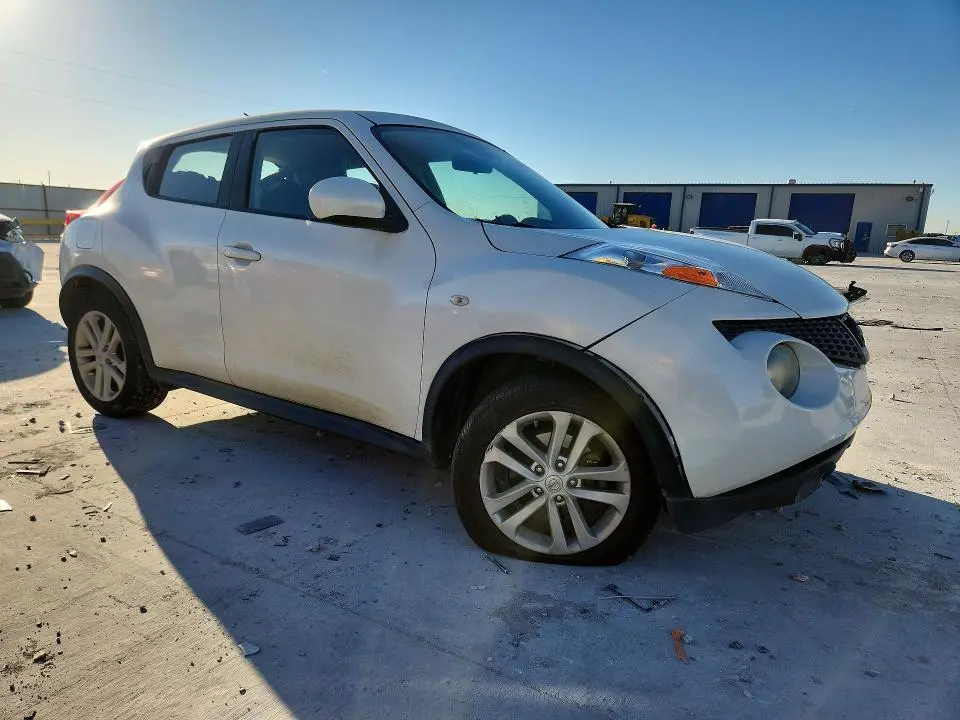 2013 NISSAN JUKE S  