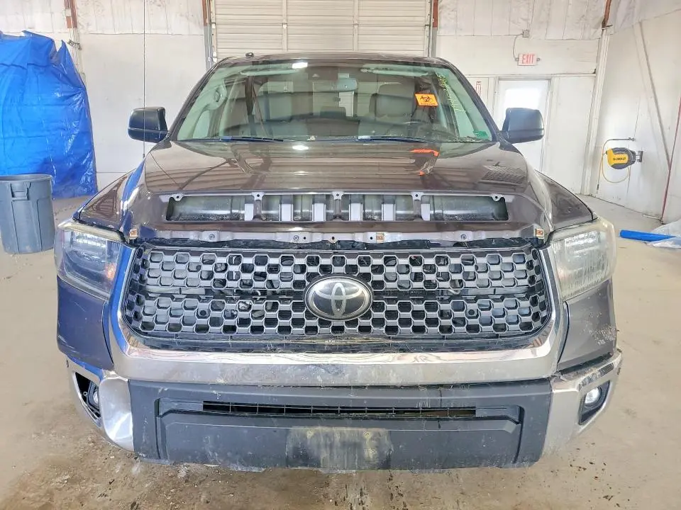 2018 TOYOTA TUNDRA SR5  