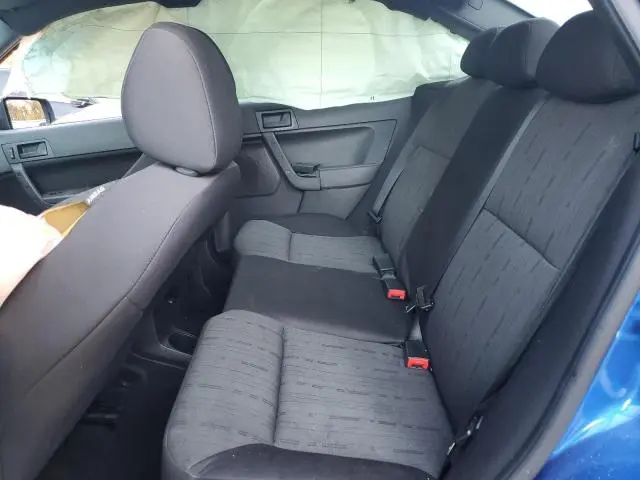 2011 FORD FOCUS SE  