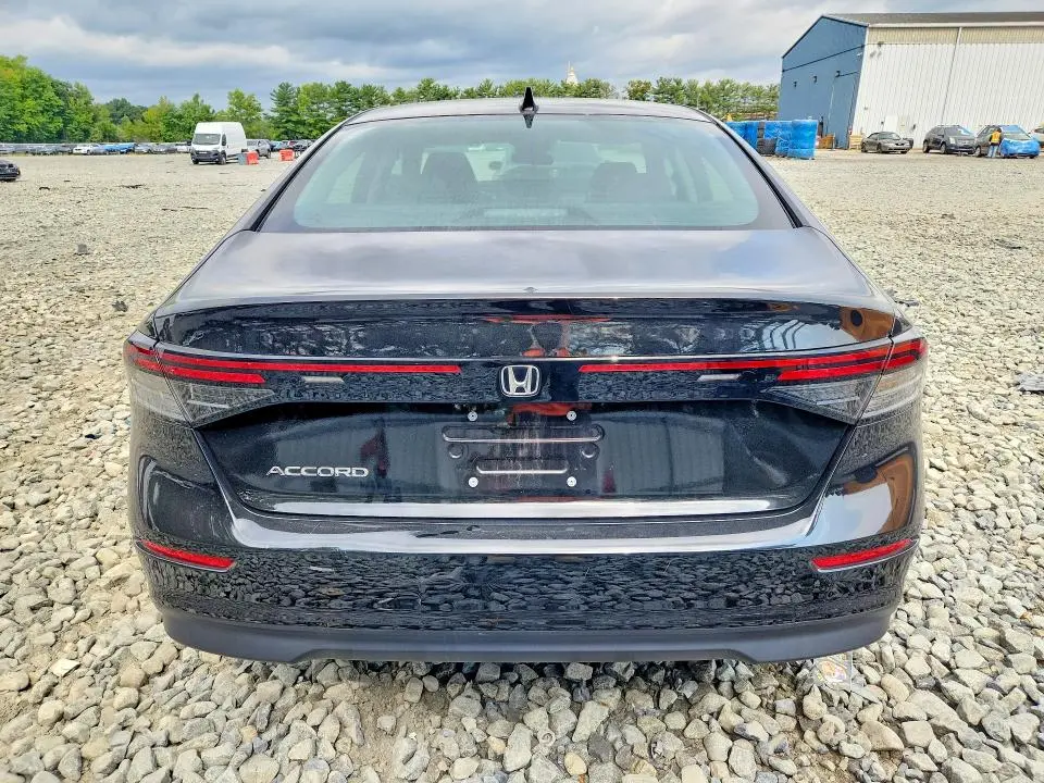 2025 HONDA ACCORD LX  