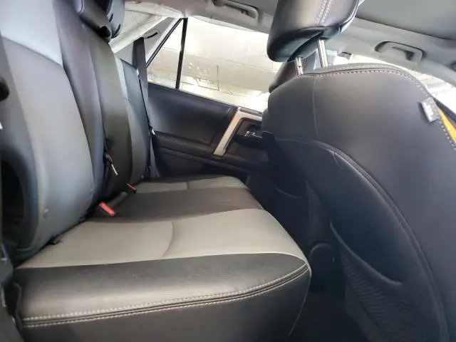 2019 TOYOTA 4RUNNER SR5/SR5 PREMIUM  