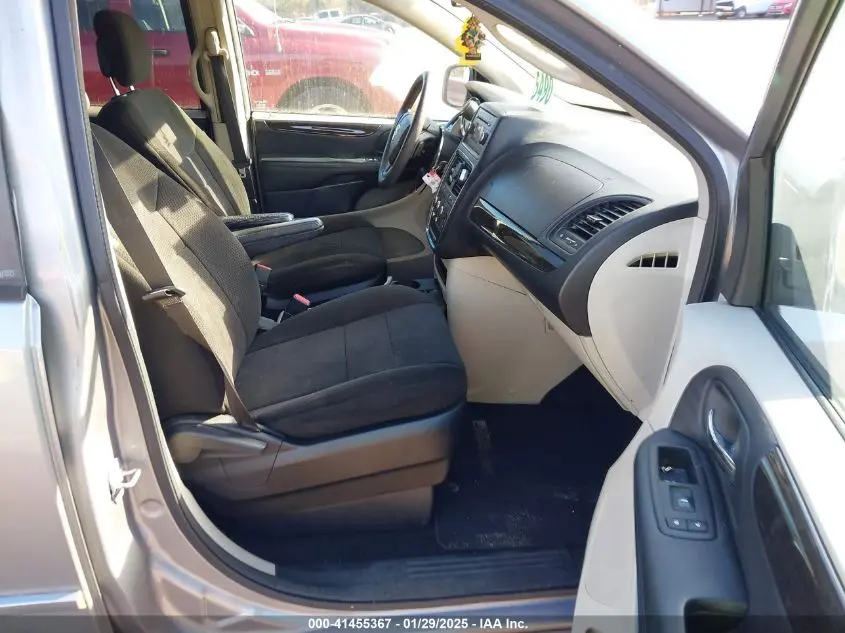 2013 DODGE GRAND CARAVAN SE