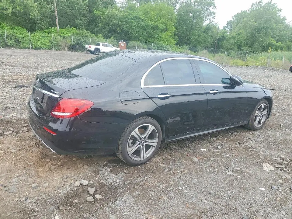2019 MERCEDES-BENZ E 300 4MATIC  