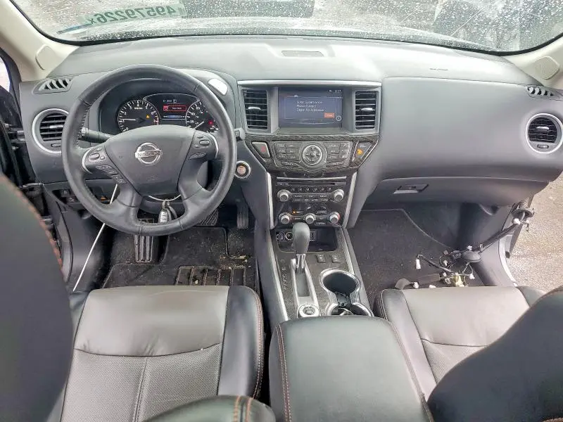 2019 NISSAN PATHFINDER SL  