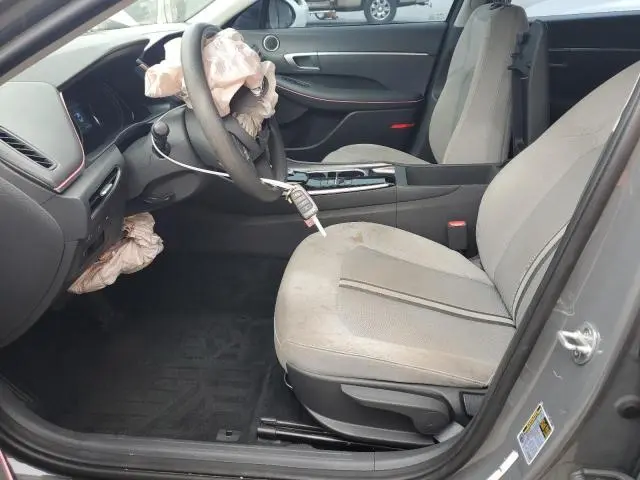 2021 HYUNDAI SONATA SE  