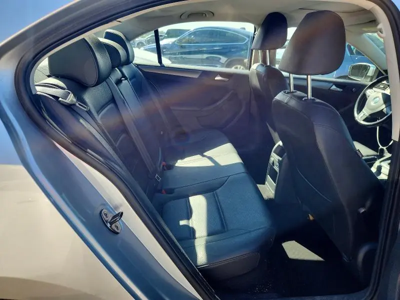 2013 VOLKSWAGEN JETTA TDI  