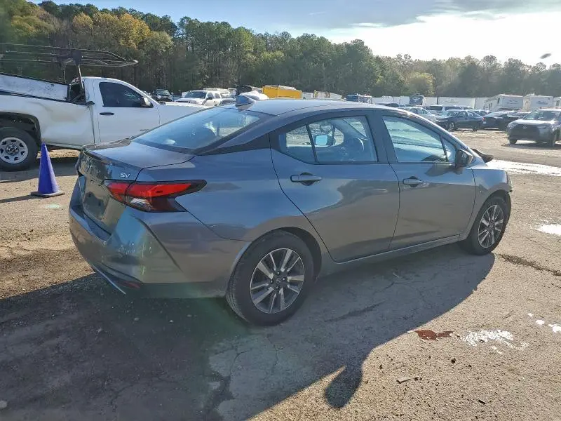 2024 NISSAN VERSA SV  