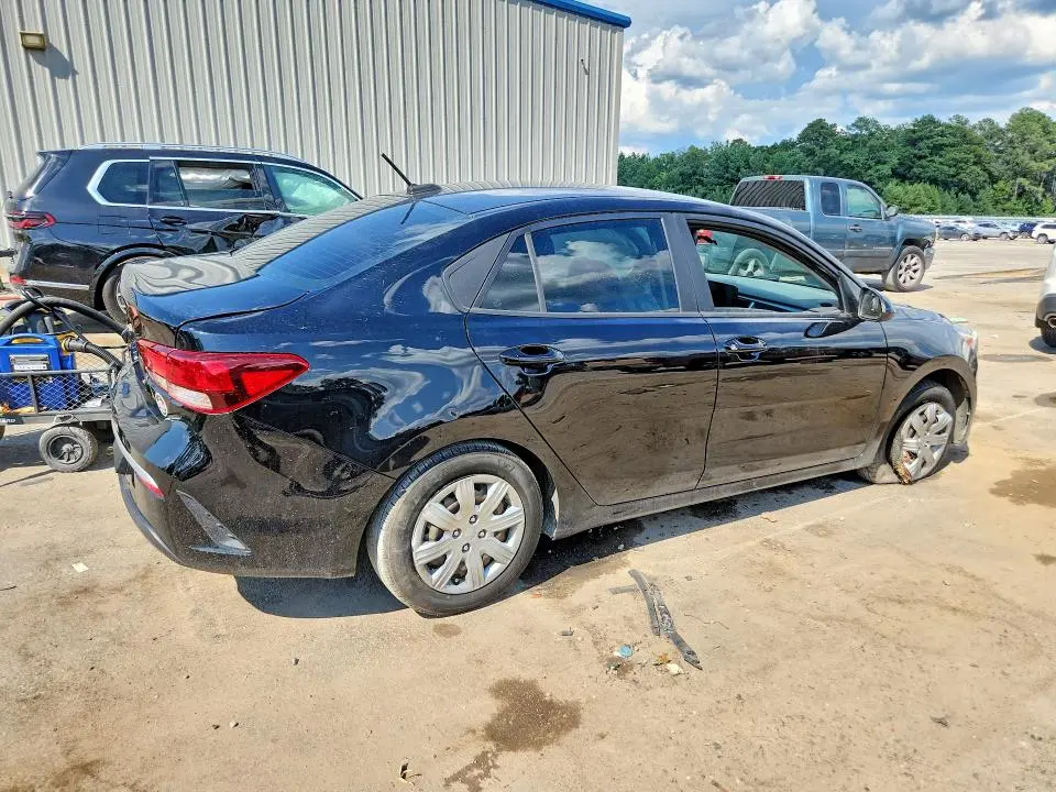 2022 KIA RIO LX  