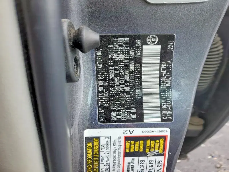2011 TOYOTA AVALON LIMITED  
