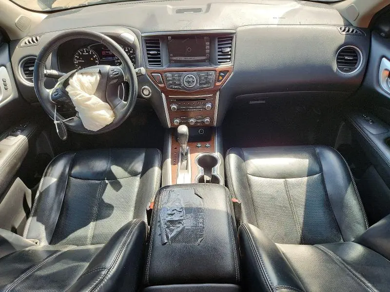 2017 NISSAN PATHFINDER PLATINUM  