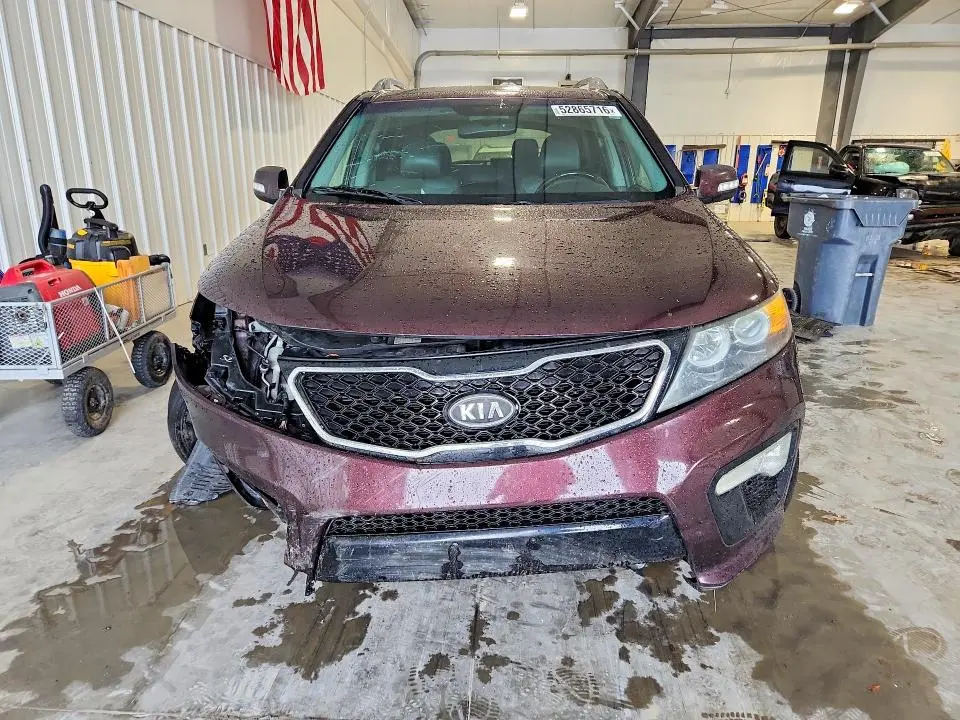 2013 KIA SORENTO SX  