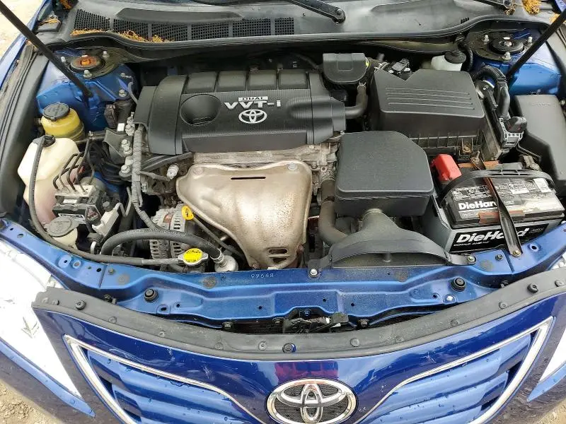 2010 TOYOTA CAMRY LE  
