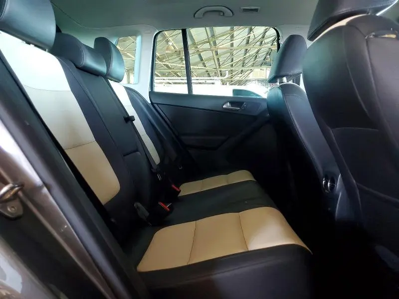 2016 VOLKSWAGEN TIGUAN S  
