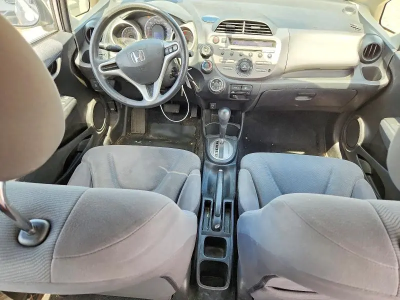 2012 HONDA FIT   