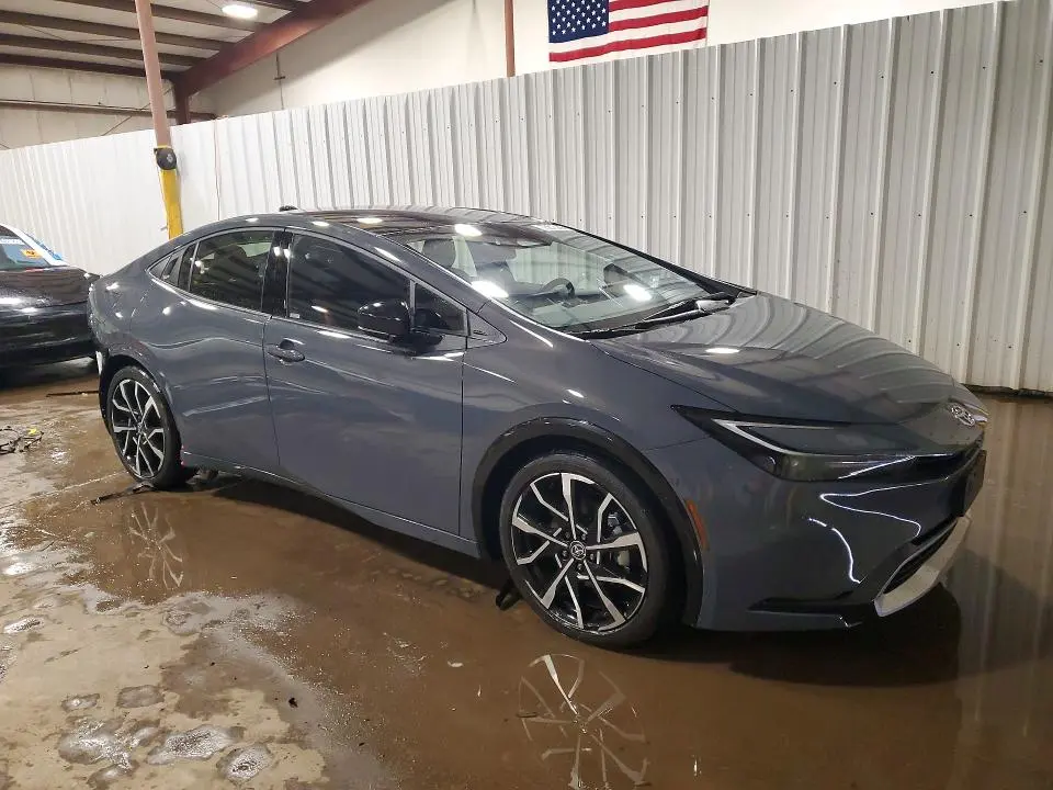 2026 TOYOTA PRIUS SE  
