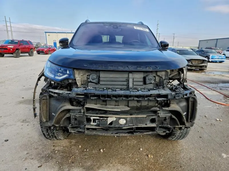 2019 LAND ROVER DISCOVERY SE  