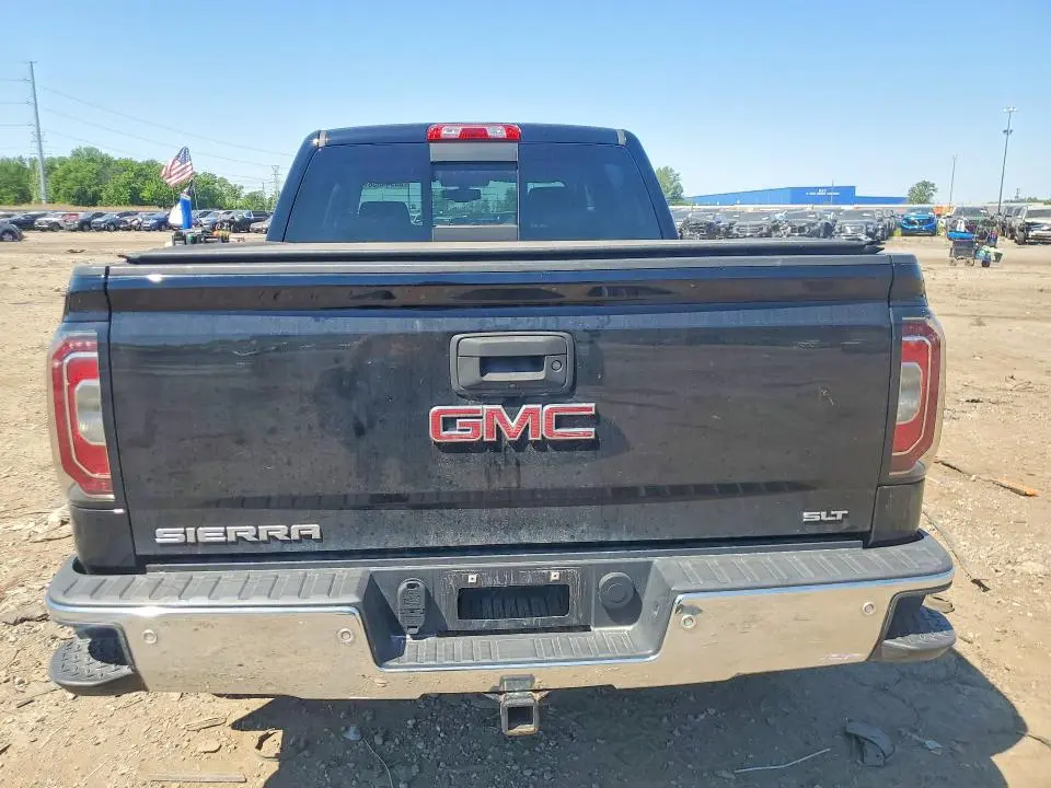 2018 GMC SIERRA K1500 SLT  