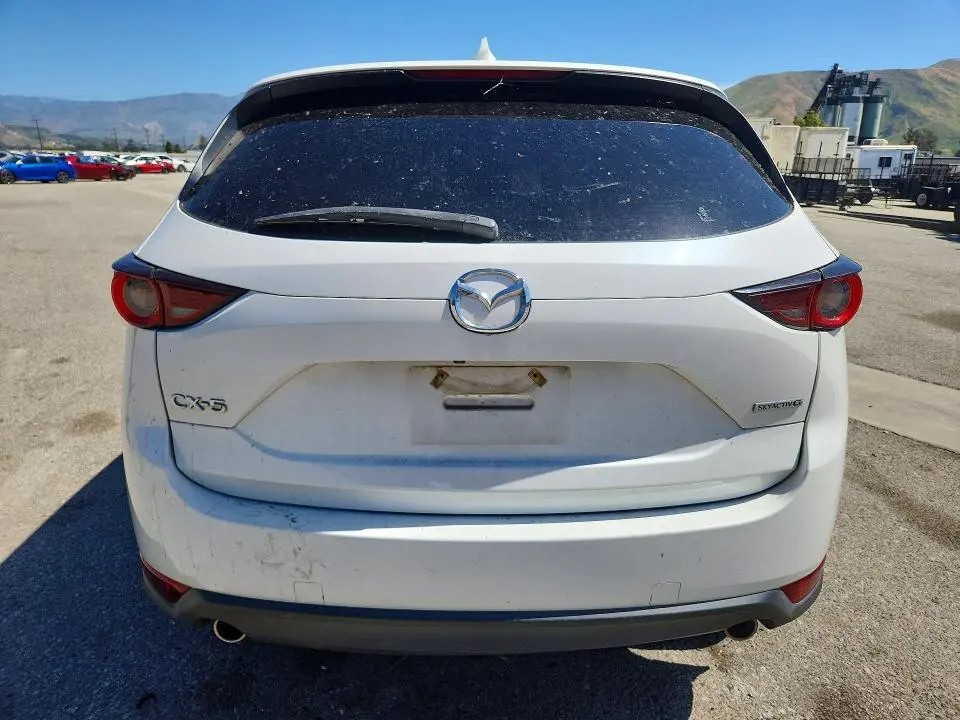 2020 MAZDA CX-5 TOURING  
