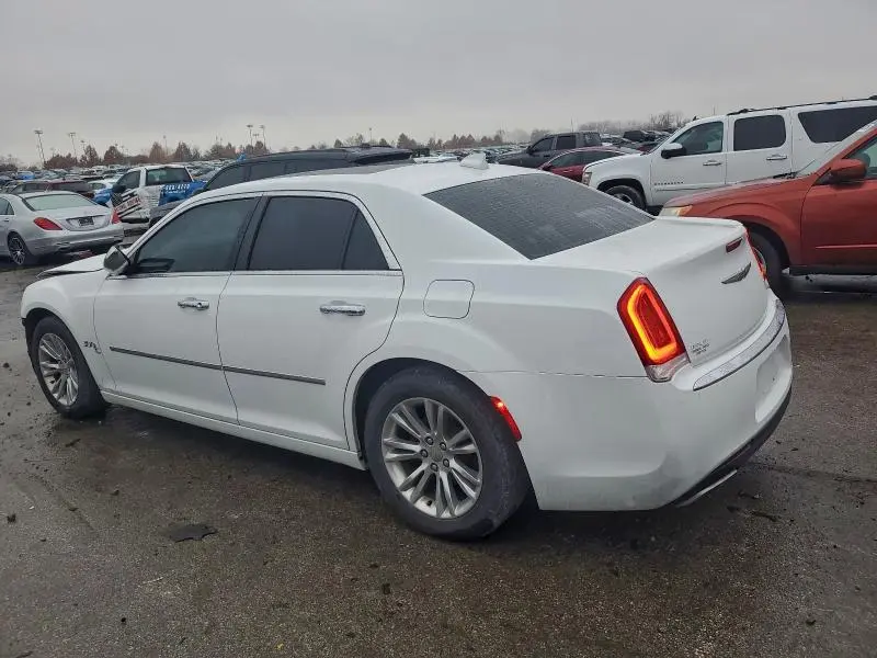 2016 CHRYSLER 300C   