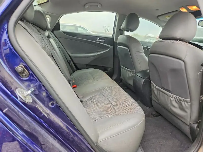 2012 HYUNDAI SONATA SE  
